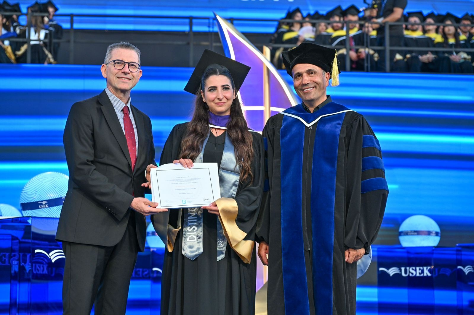 جامعة الروح القدس – الكسليك احتفلت بتخريج دفعة 2026