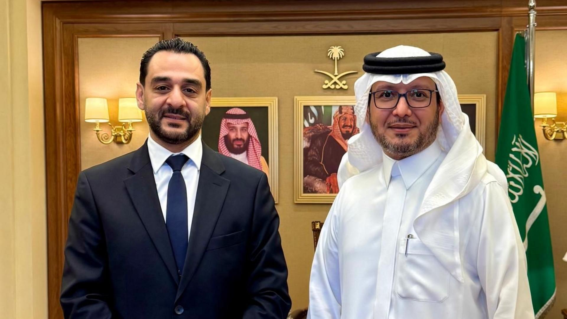 أبو حيدر بحث مع بخاري في العلاقات الاقتصادية الثنائية