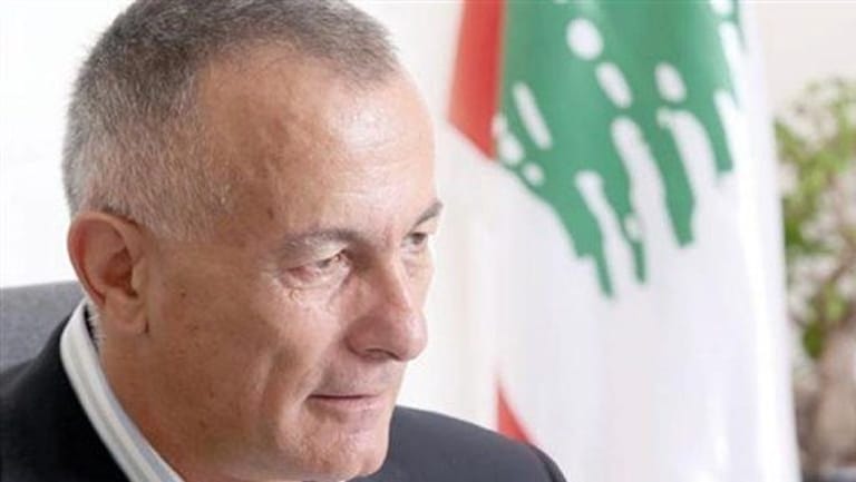 روكز لـmtv: الأحزاب التي هي بخلفية ميليشياوية تفضّل أن يكون الجيش بحالة ضعف كي يبقى لديها متنفّسا لتتحرك على الأرض ولذلك طالبنا باستراتيجية دفاعية