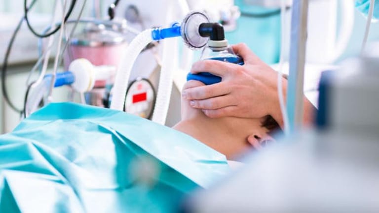 مستشفى من دون خطوط هاتف وانترنت