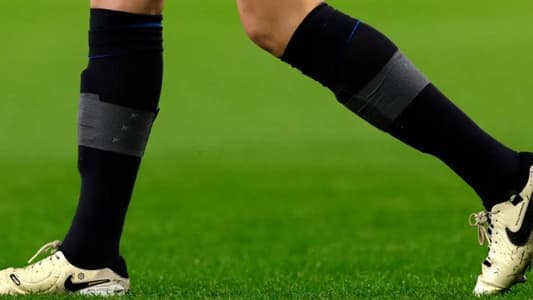 Arsenal Forced to Wear Chelsea Socks to Avoid Kit Clash