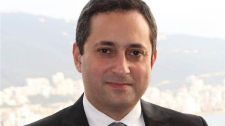 هجوم من داخل المساجد على بيطار