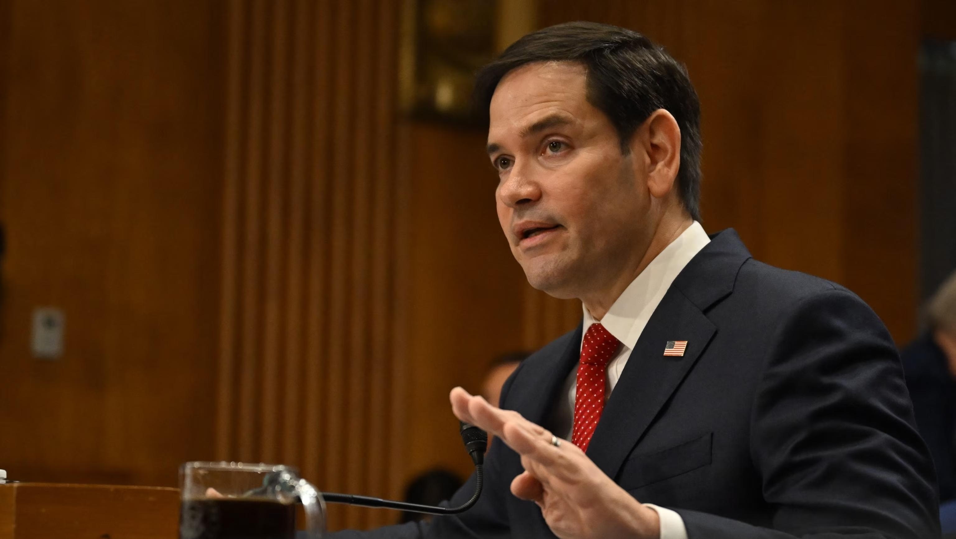 MTV correspondent in Washington: Rubio confirmed that Washington is holding talks with all concerned parties to stop the fighting in Syria and expressed deep concern within the US administration over the Israeli strikes