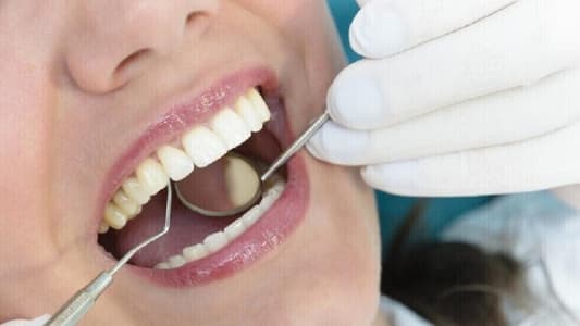 علامتان في الفم تكشفان احتمال الإصابة بالسكري