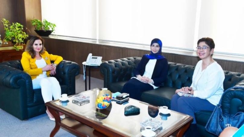 عبد الصمد بحثت مع عز الدين وموكيو في شؤون التغذية والطفولة
