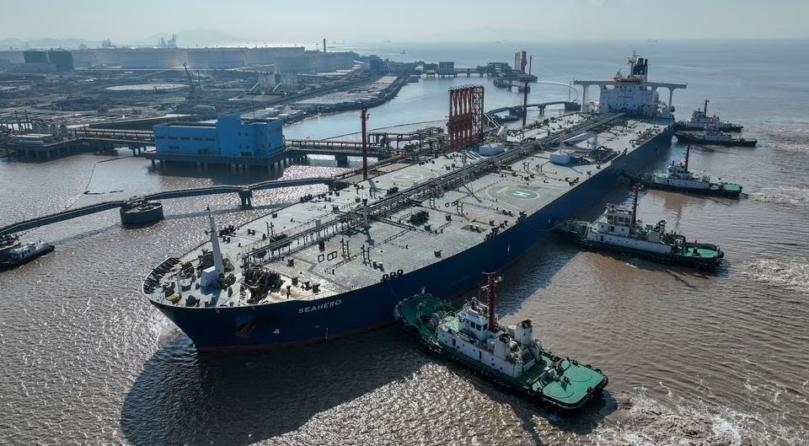 Oil firms as IEA turns more bullish on oil demand