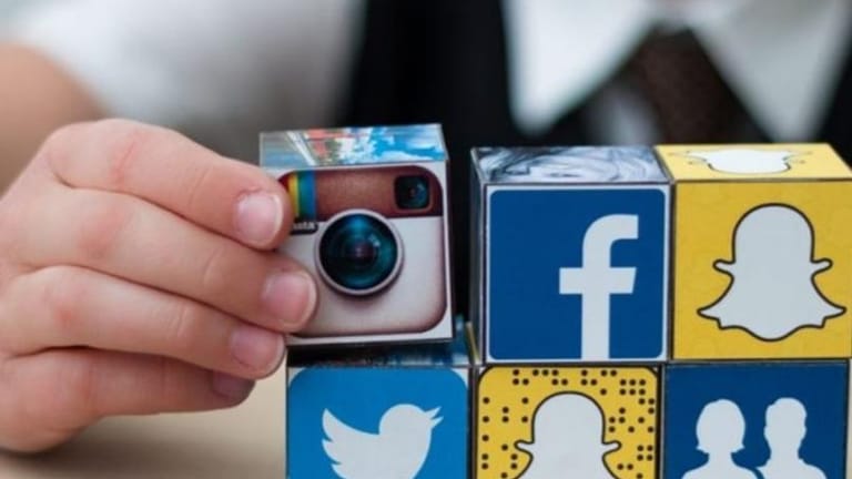 سحر "السوشيل ميديا" وصل إلى الأطفال.. فاحذروا الوقوع في فخّه!