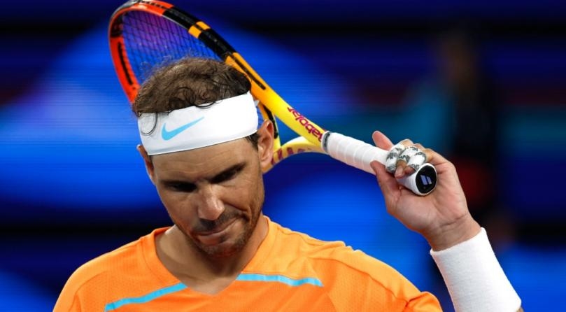 Rafael Nadal pulls out of French Open because of hip injury