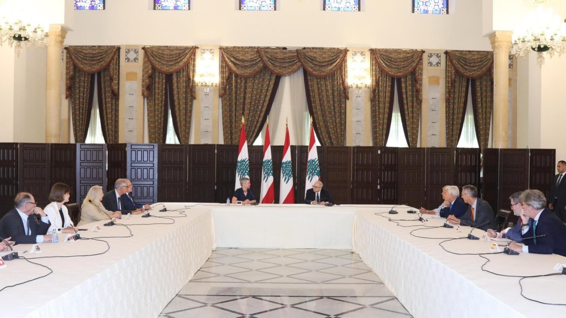 مسار الإصلاحات الماليّة على طاولة البحث في السراي
