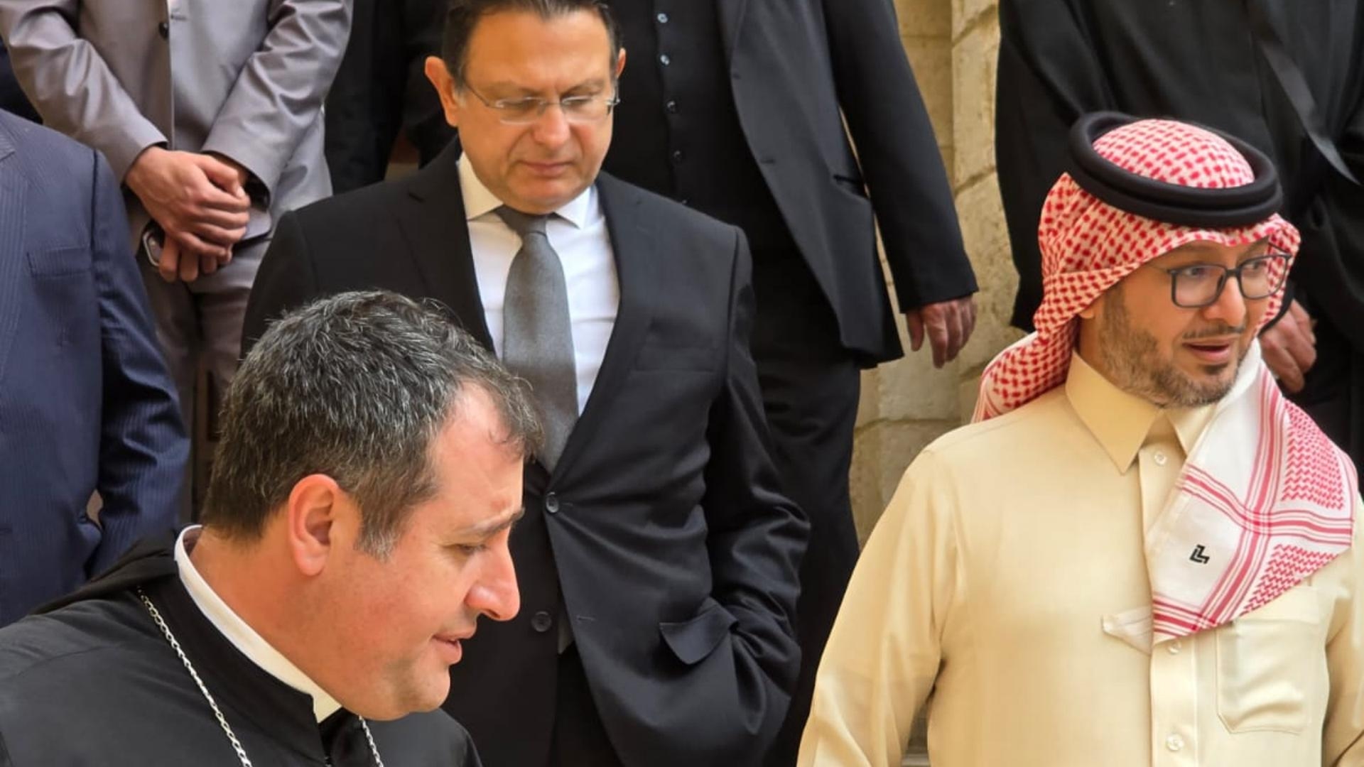 الأباتي إدمون رزق يستقبل البخاري في دير سيدة اللويزة بحضور الخازن