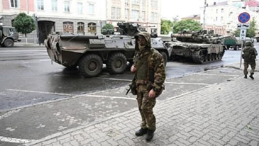 وكالة "تاس": آليات فاغنر العسكرية غادرت مواقعها بالقرب من المقر العسكري في روستوف