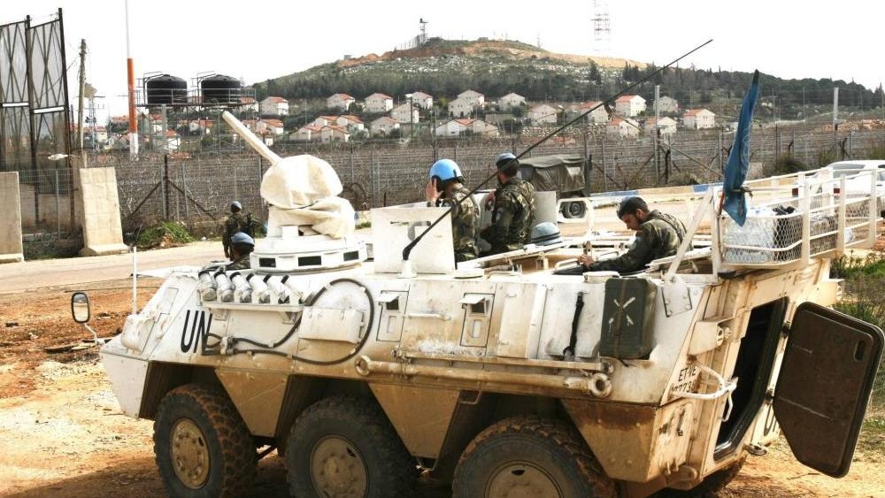 "اليونيفيل" تنقل عائلات موظفيها: إجراء روتيني أو مؤشر للتصعيد؟