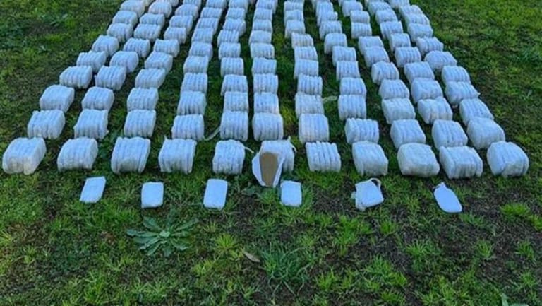 دهم منزل وضبط كمية من حشيشة الكيف