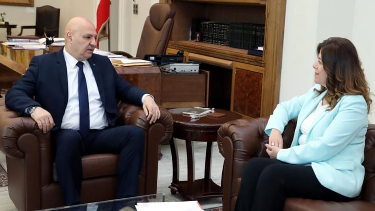 سلسلة لقاءات للرئيس عون