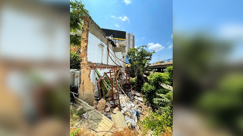 عارضةٌ لُبنانيّة نجت بأعجوبة في 4 آب... ونجمٌ عربي بطلُ قِصَّتها