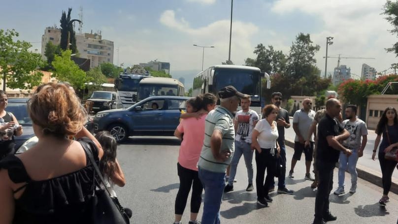 Photos: A number of families blocked the road to the military court demanding the release of 9 of their sons who were arrested a month ago, some of whom suffer from health problems