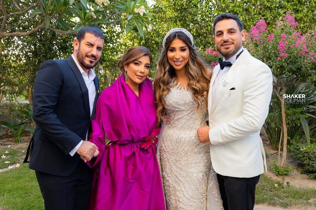 بعد حفلة زفافه... رسالة جديدة من أصالة لشقيقها أنس