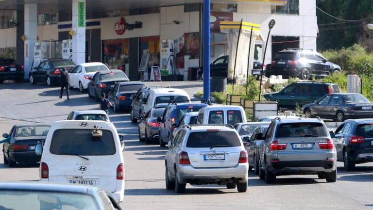 الطوابير أمام المحطّات مستمرّة... وهذا ما تُشير إليه!