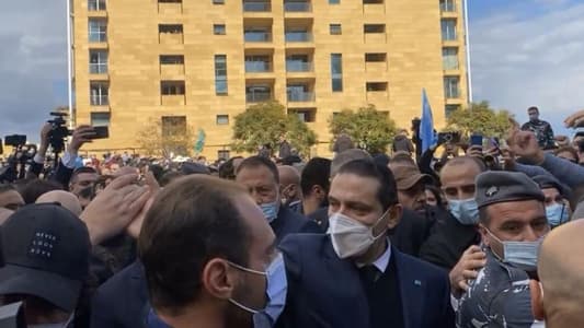 بالفيديو: الحريري يزور ضريح والده "صامتاً"