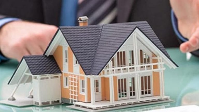 قطاعٌ جديد يسقط!