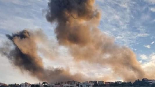 سحب شهداء وجرحى من تحت الانقاض جراء الغارة على الغندورية