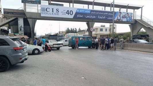 Photo: Parents block the road after child went missing