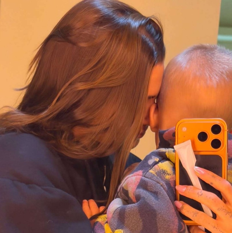 هايلي بيبر تشارك صورة نادرة لابنها... يشبه والده جاستن تماماً