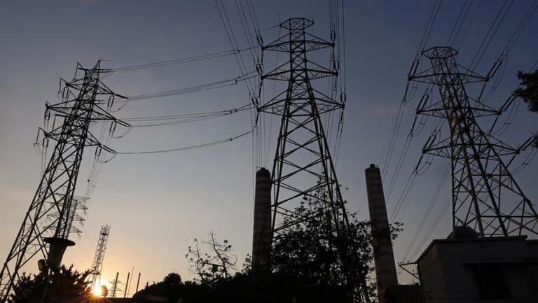 كهرباء 2022: "شمعة" الفيول العراقي لا تبدّد العتمة