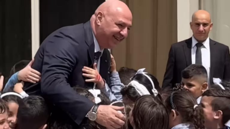 عن "كبسات" الرئيس و"تيك توك" السيّدة الأولى... ولهذا السبب سينجح العهد!