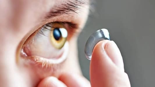Reusable Contact Lenses Raise Risk of Rare Eye Infection, Experts Warn