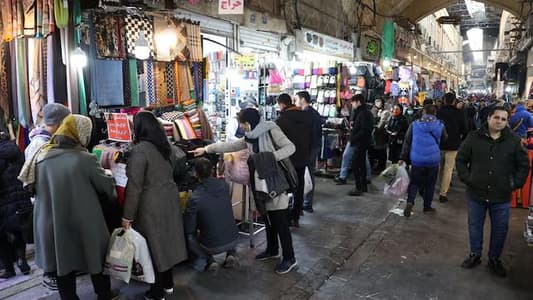Iran election hopefuls struggle to offer fix for economic woes
