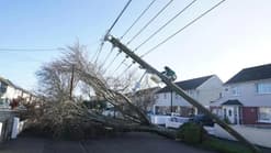 Storm Éowyn leaves thousands without power and water