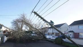 Storm Éowyn leaves thousands without power and water