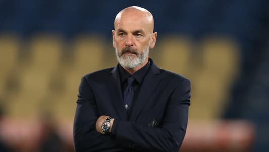 AC Milan sack head coach Stefano Pioli