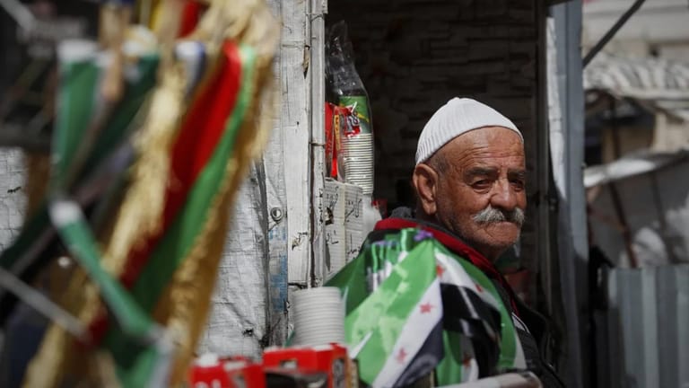 حين رحل الطاغية وطغت الفتنة... من يعبث بأمن دروز سوريا؟