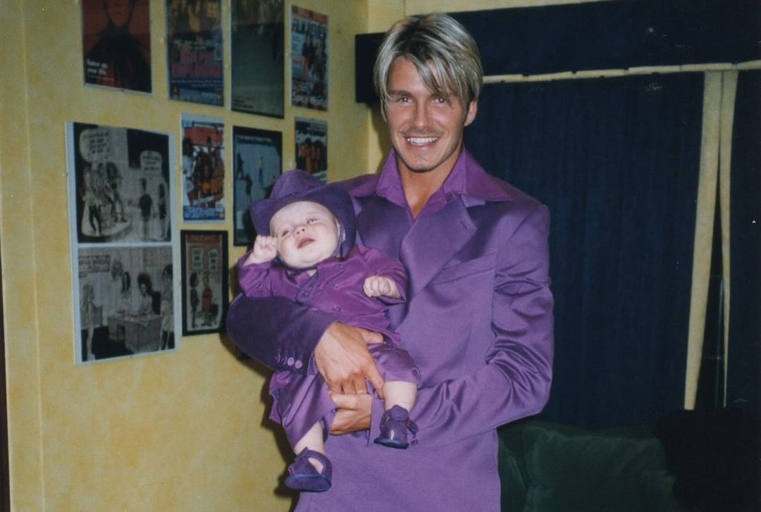 ديفيد وفيكتوريا بيكهام يحتفلان بمرور ربع قرن على زواجهما