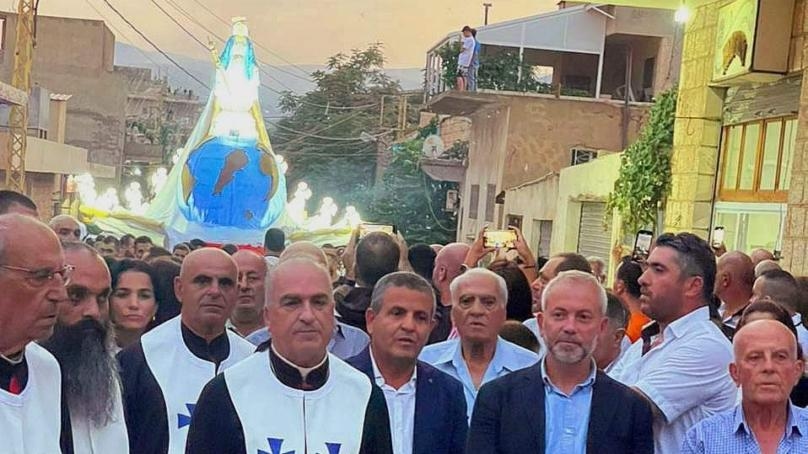 حبشي شارك في تطواف عيد انتقال السيدة العذراء