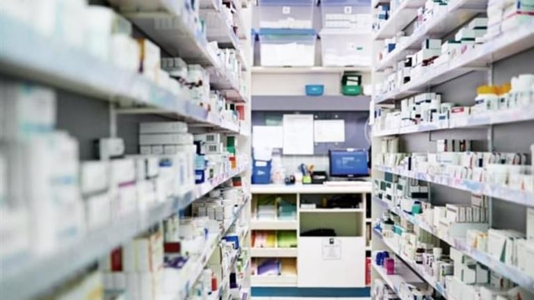 صيدليات الجنوب... ومشكلة الادوية!