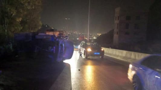 Photo: A truck slid on the Matn highway heading toward Bsalim, resulting in material damage and heavy traffic