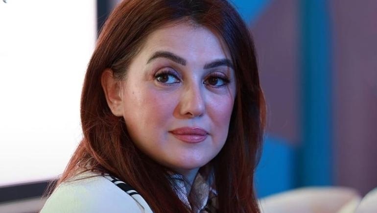 كندة علوش: أفكر في الذهاب لطبيب نفسي... ولهذا أشعر دائماً بـ "تأنيب الضمير"