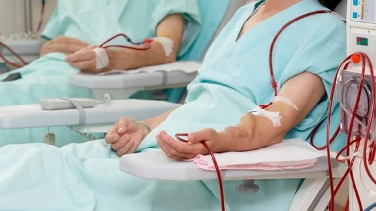 مرضى غسيل الكلى: نصلّي كي نموت بلا عذاب... التفاصيل تتابعونها في النشرة المسائية