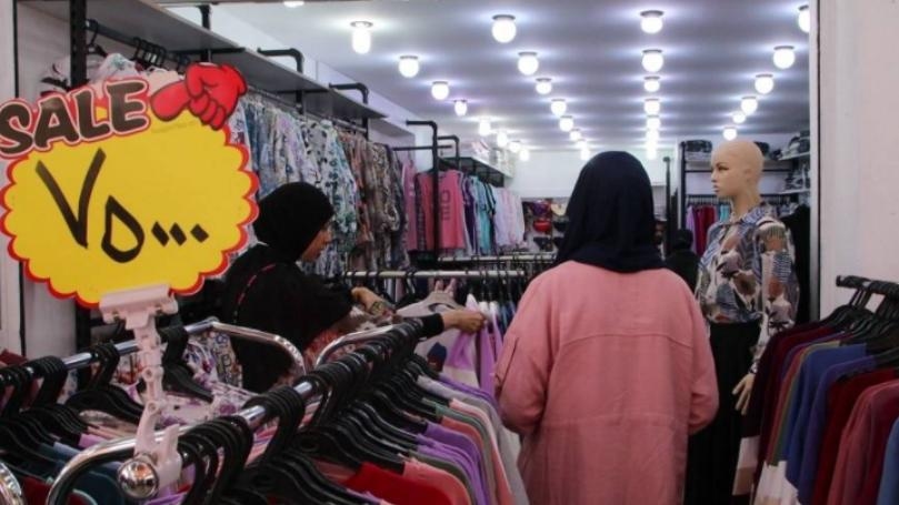 العيد لا يعبُر على المساكين... إسم بلا نكهة والآتي أعظم