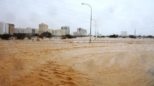 AFP: At least 9 dead as cyclone lashes Oman, Iran