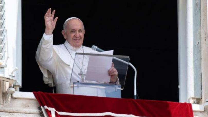 Pope's post-operative condition continues satisfactorily, Vatican says
