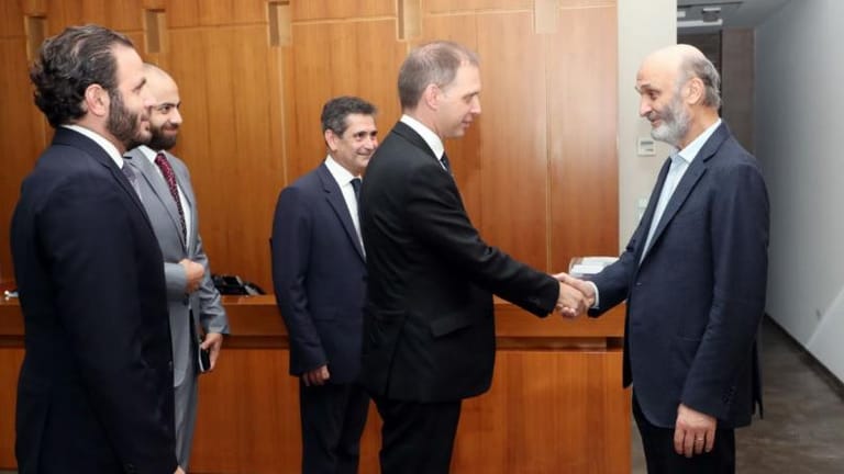 السفير البريطاني في معراب في زيارة وداعيّة