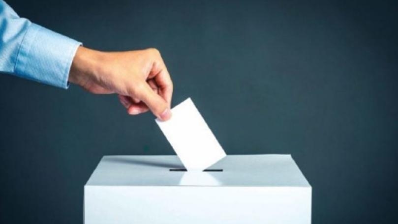 MTV correspondent from the town of Ghabat in Jbeil: The polling process is still suspended and the head of the polling station has not yet showed up