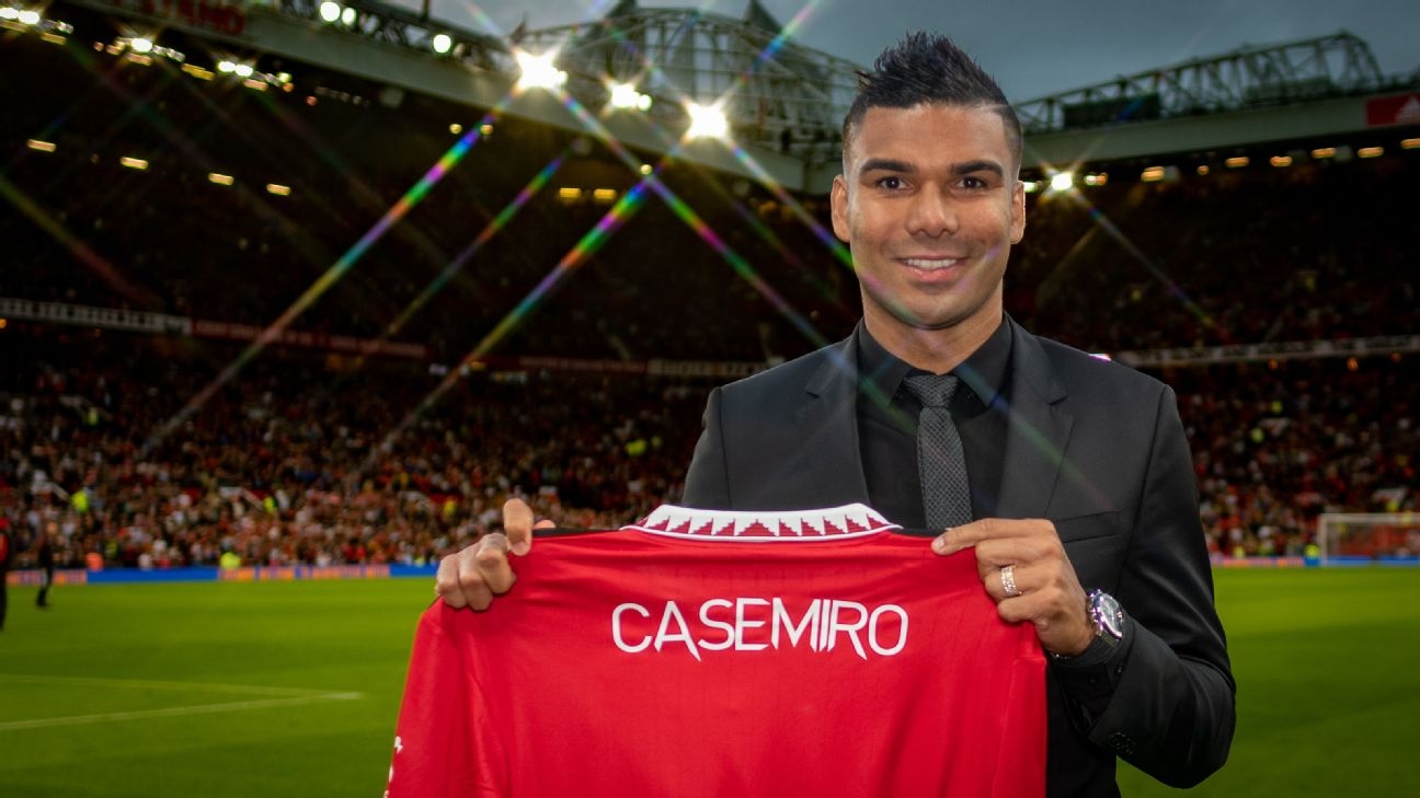 Premier League Clubs Spend Record 1.95 bln Pounds in Transfer Window