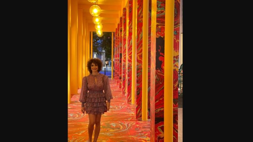 "نور التركية" سونغول أودن بإطلالة لافتة في صورها الأحدث