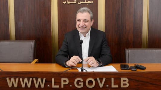 أبو فاعور يرفع الصّوت على أبواب العام الدراسي: مصير "اللبنانية" على المحك