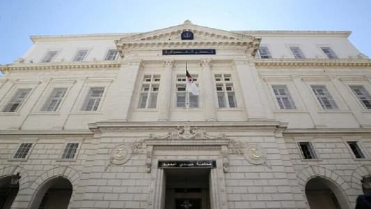 الجزائر تُحاكم متهماً يُخزّن 39600 قرص "بريغابرين"